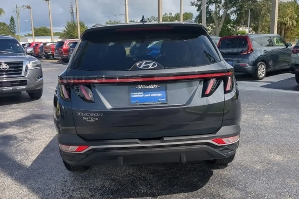 2022 Hyundai Tucson SEL photo 1
