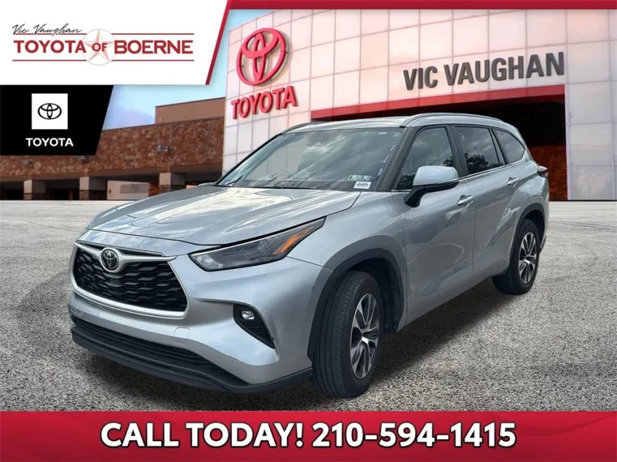 2024 Toyota Highlander XLE photo 1