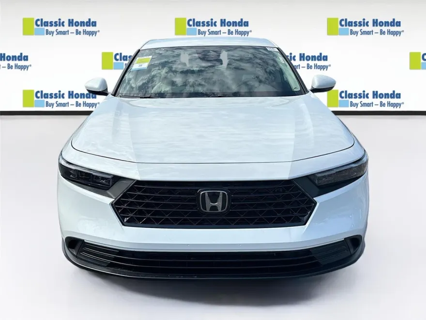 2025 Honda Accord LX photo 1