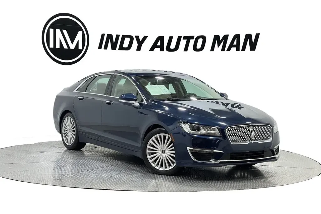 2017 Lincoln MKZ Reserve photo 1