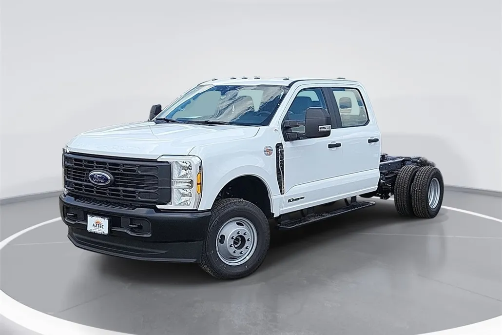 2026 Ford F-350 photo 1