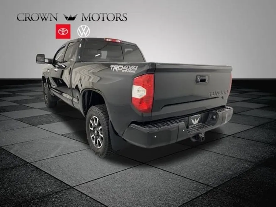 2017 Toyota Tundra Limited photo 1