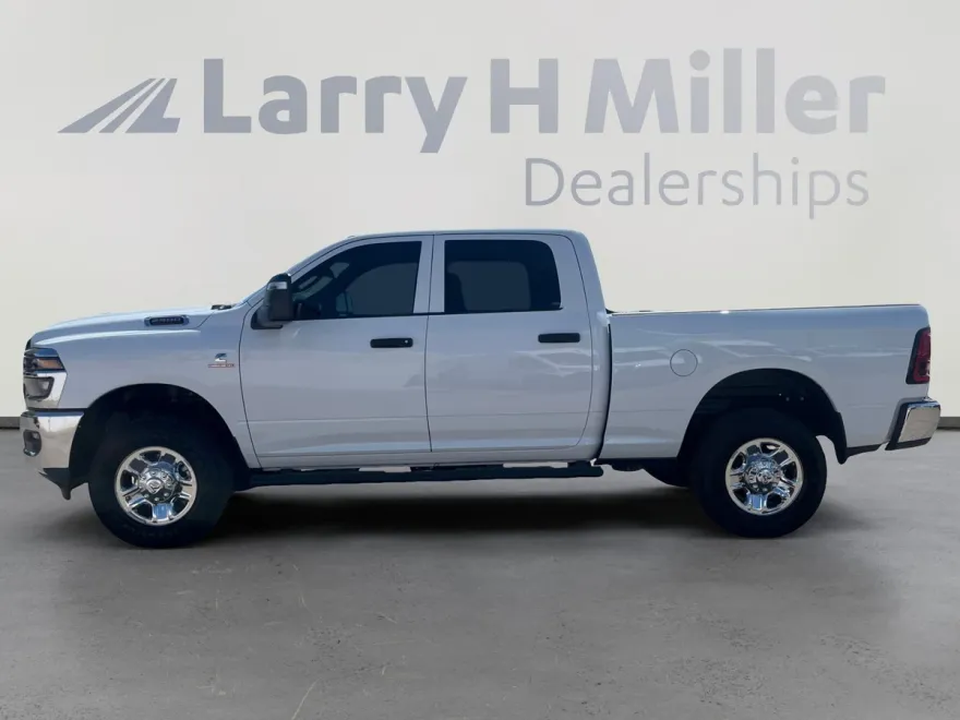 2025 Ram 2500 Tradesman photo 1