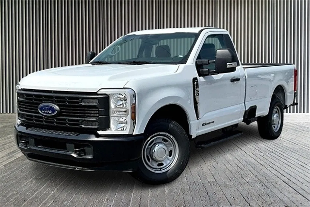 2025 Ford F-250 XL photo 1