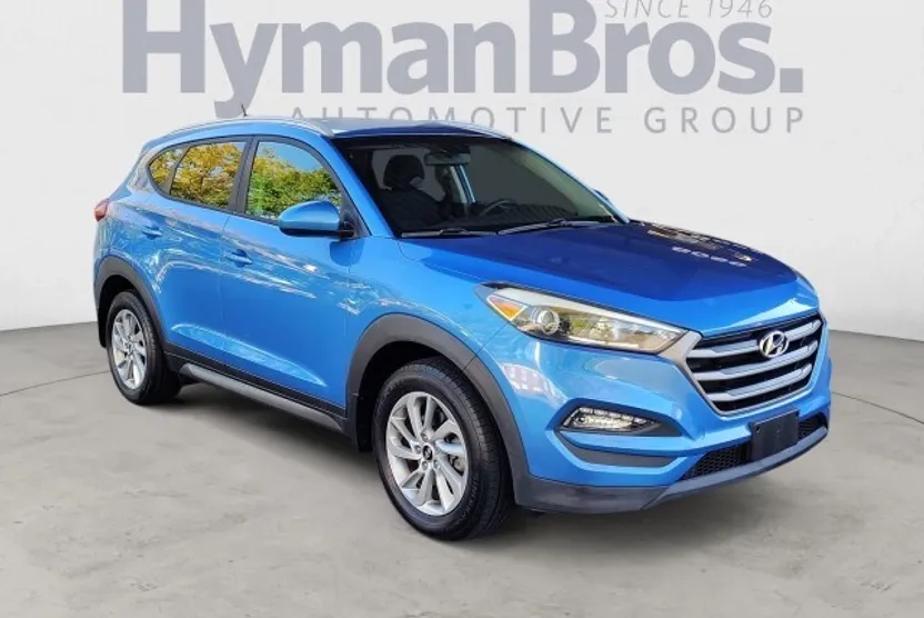 2016 Hyundai Tucson SE photo 1