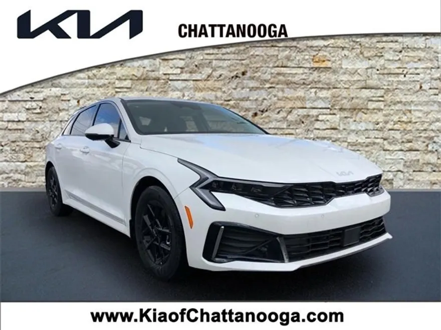 2025 Kia K5 LXS photo 1