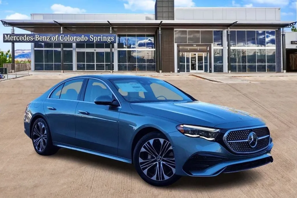 2025 Mercedes Benz E 350 4MATIC photo 1