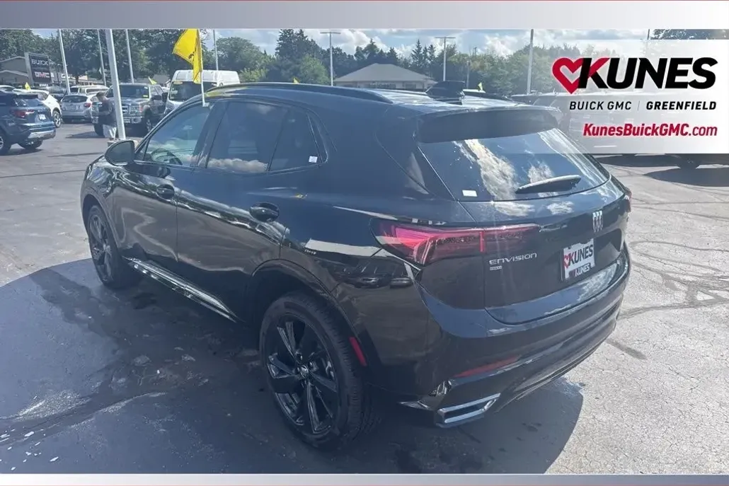 2024 Buick Envision Sport Touring photo 1