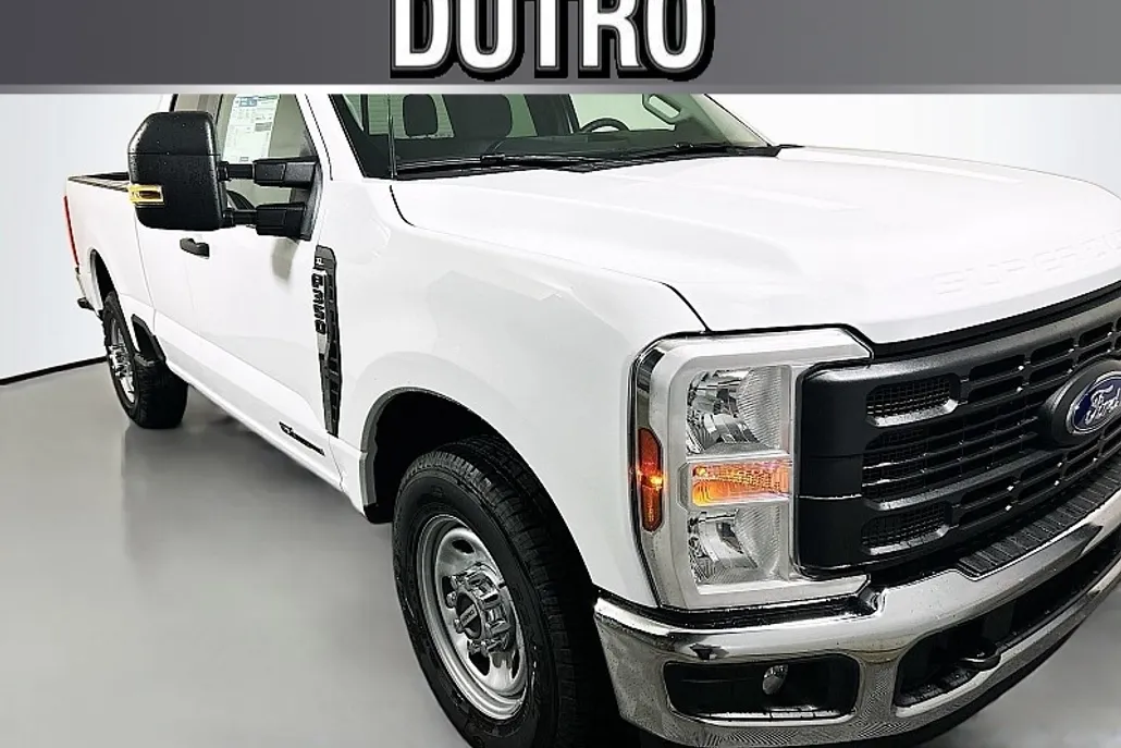 2026 Ford F-350 XL photo 1