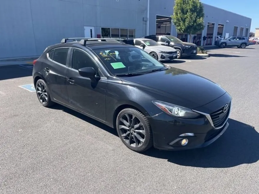 2014 Mazda Mazda3 s Grand Touring Hatchback photo 1