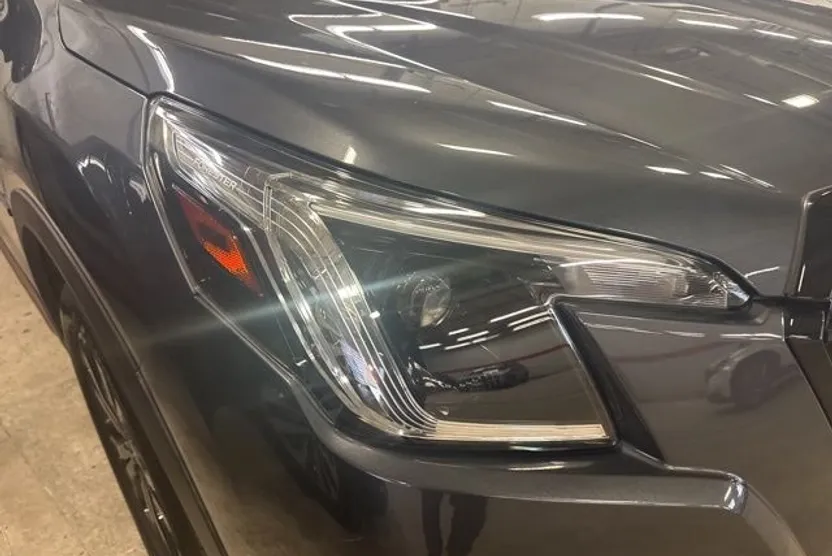 2022 Subaru Forester Sport photo 1