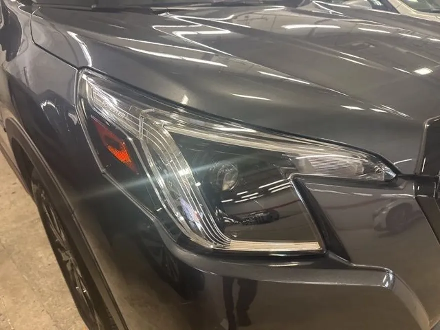 2022 Subaru Forester Sport photo 1