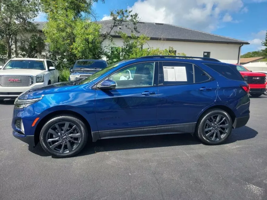 2022 Chevrolet Equinox RS photo 1