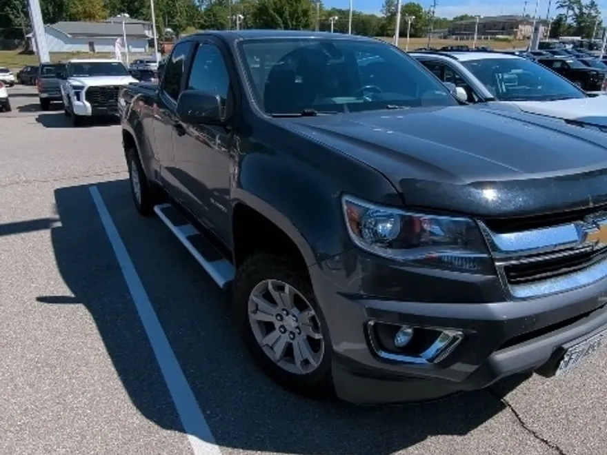 2016 Chevrolet Colorado LT photo 1