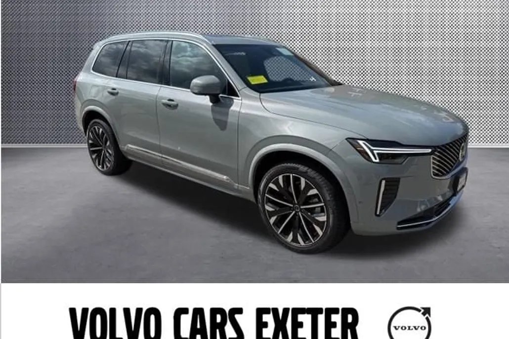 2025 Volvo XC90 Plus photo 1