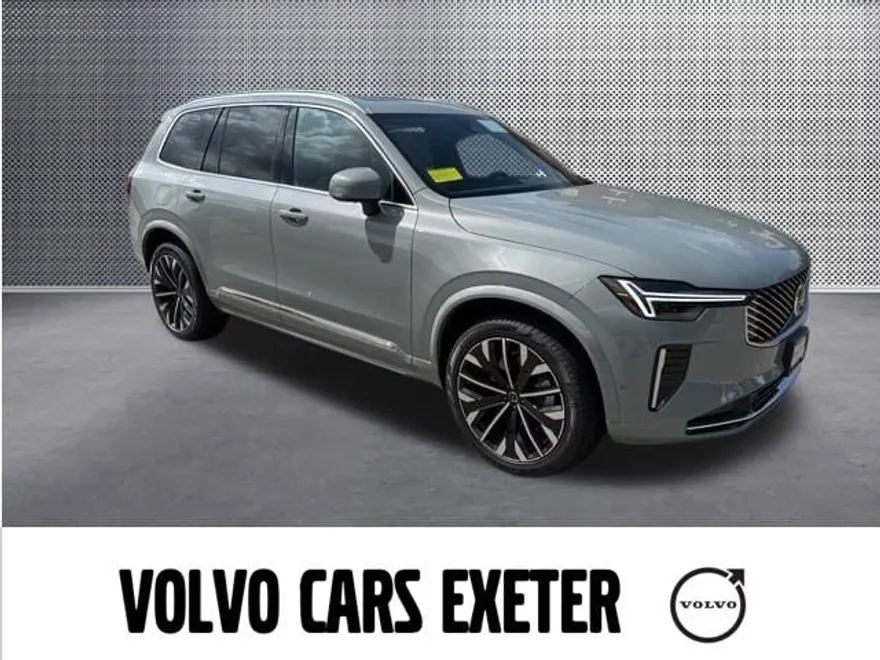 2025 Volvo XC90 Plus photo 1