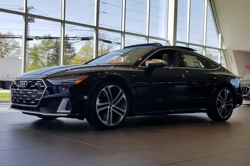 2025 Audi S7 Premium Plus photo 1