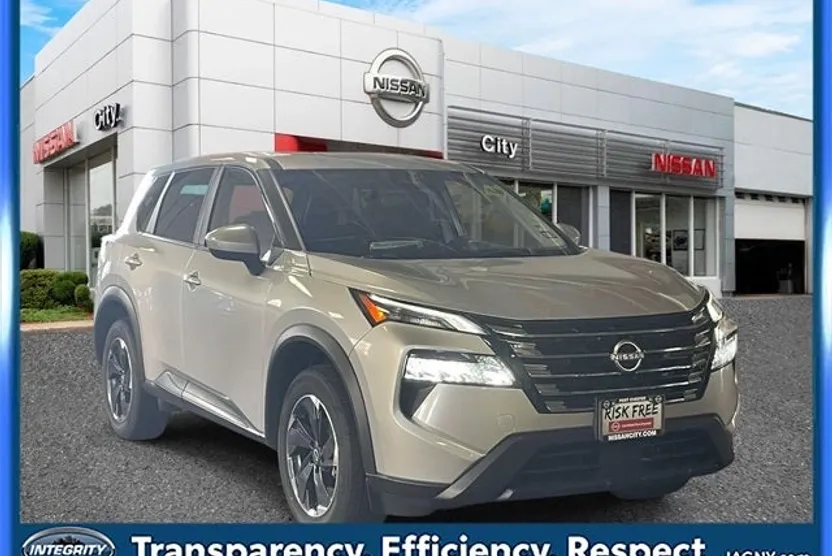 2024 Nissan Rogue SV photo 1