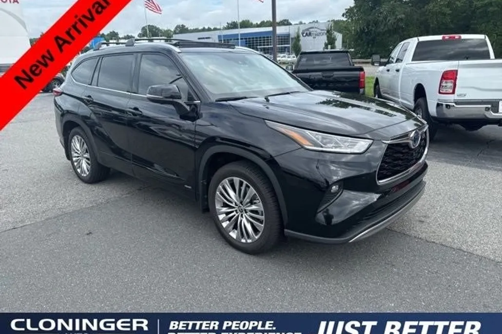2023 Toyota Highlander Hybrid Platinum photo 1