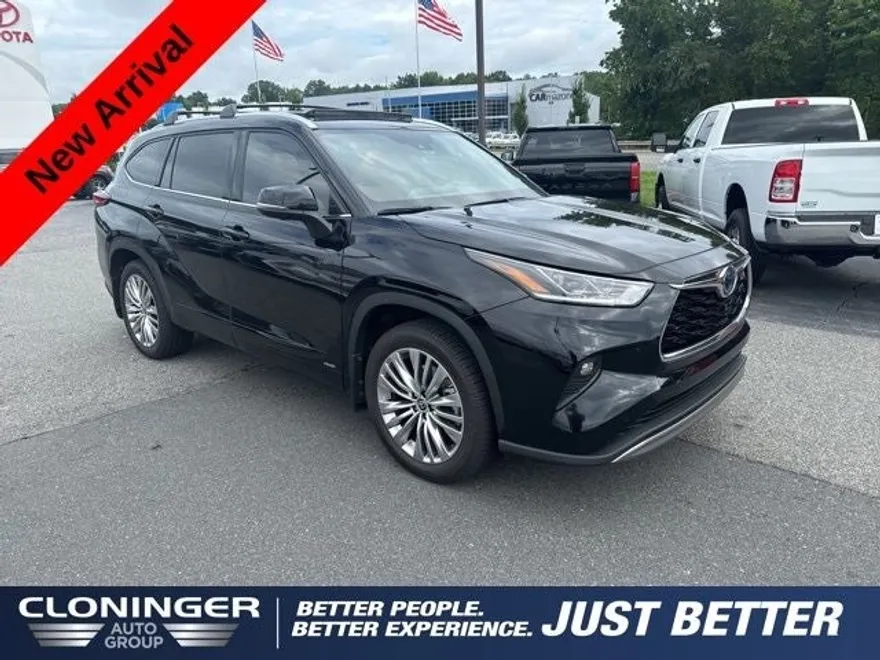 2023 Toyota Highlander Hybrid Platinum photo 1