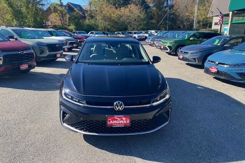 2025 Volkswagen Jetta 1.5T S photo 1