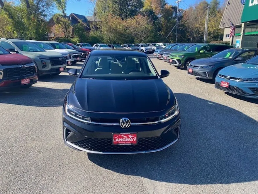 2025 Volkswagen Jetta 1.5T S photo 1