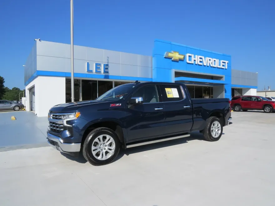 2022 Chevrolet Silverado 1500 LTZ photo 1