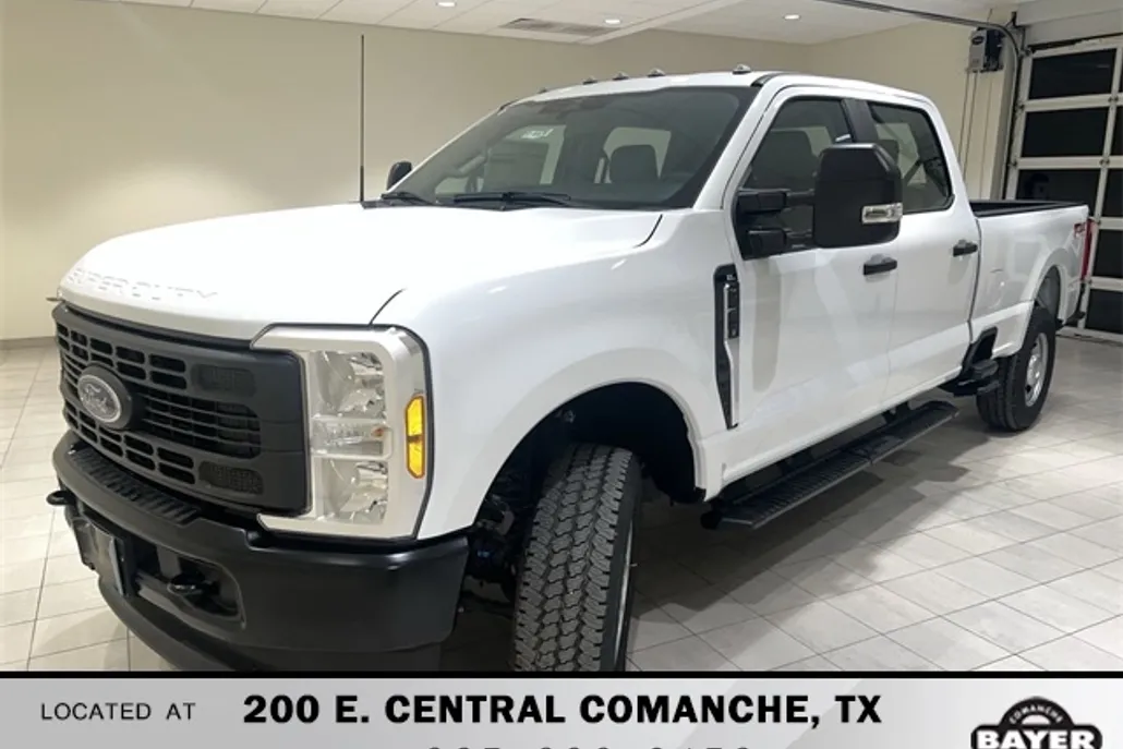 2023 Ford F-350 photo 1
