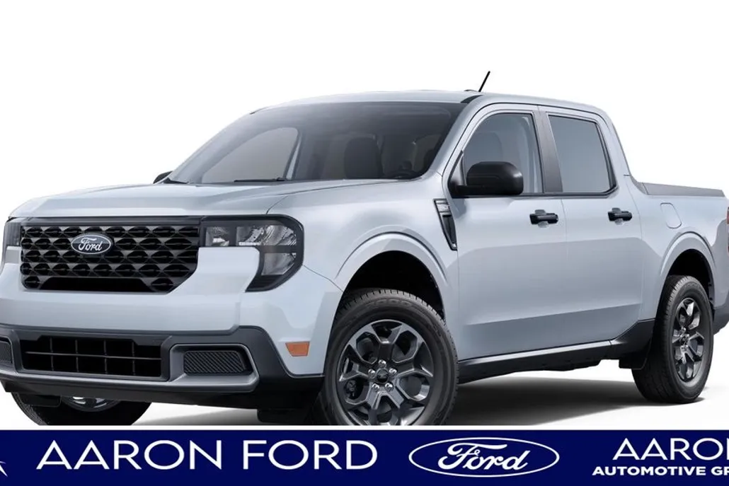 2025 Ford Maverick XLT photo 1