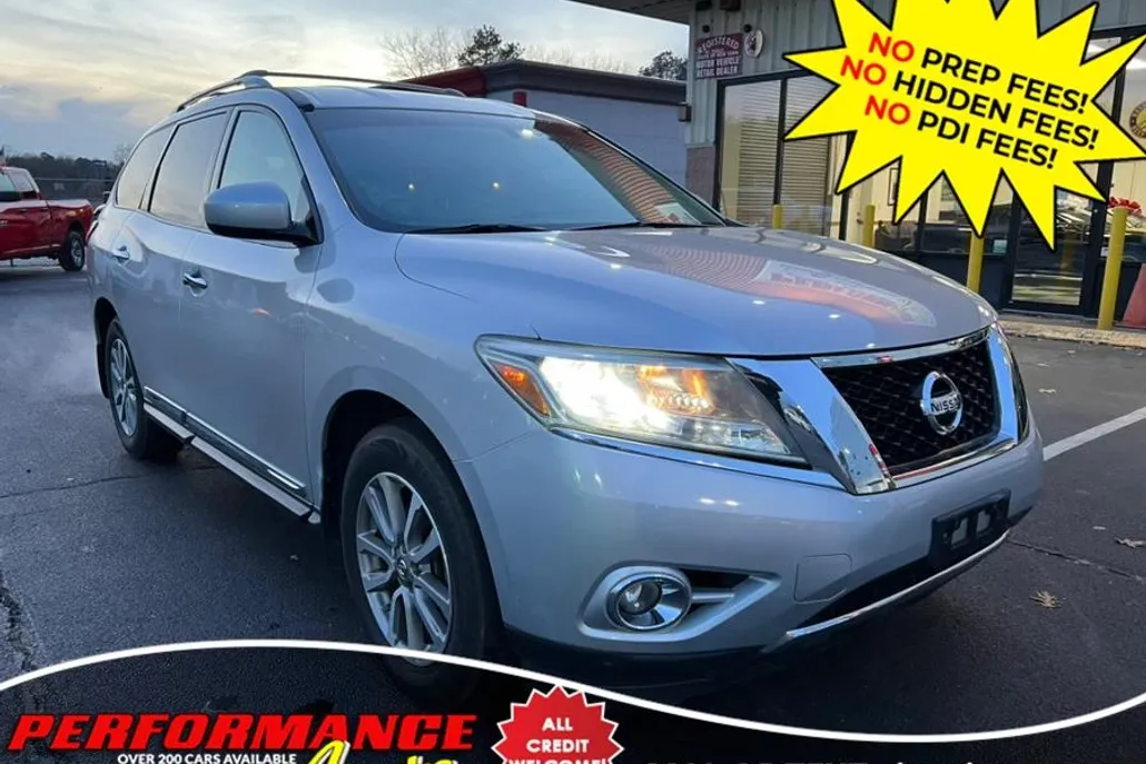2014 Nissan Pathfinder photo 1