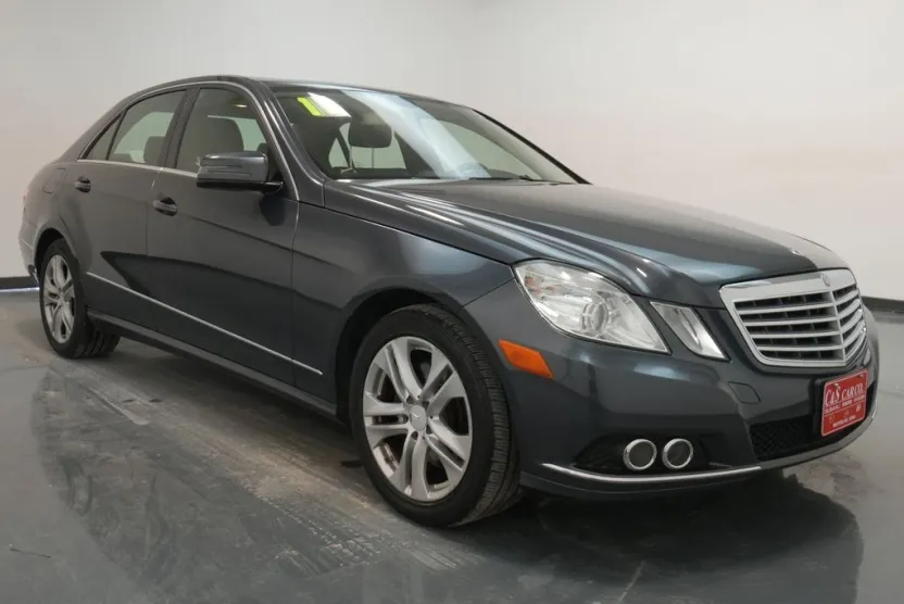 2011 Mercedes Benz E 350 4MATIC photo 1
