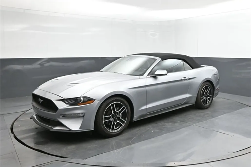2023 Ford Mustang EcoBoost Premium photo 1