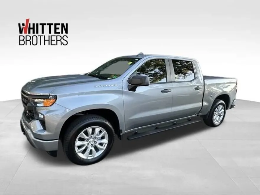 2024 Chevrolet Silverado 1500 Custom photo 1