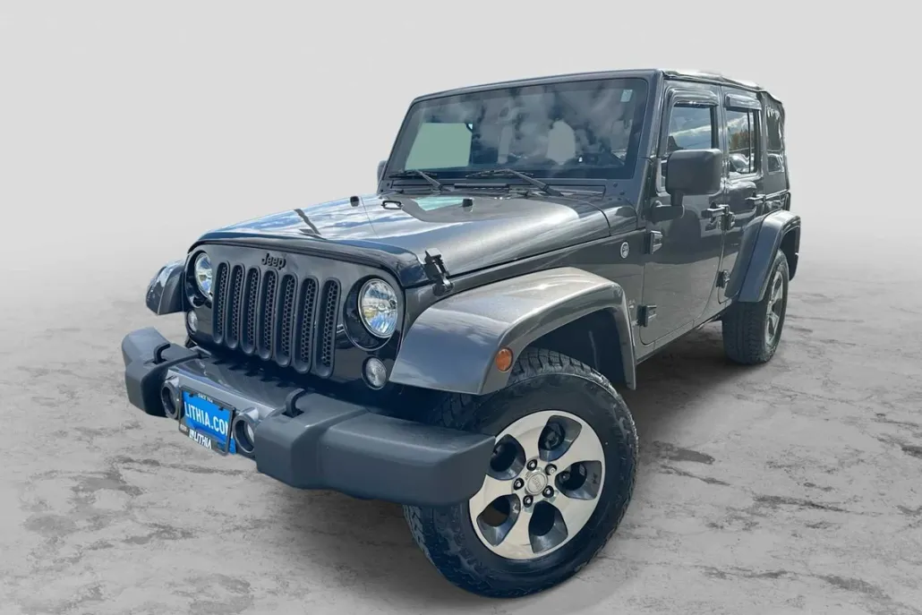 2018 Jeep Wrangler Unlimited Sahara photo 1