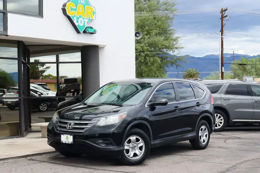 2013 Honda CR-V LX photo 1