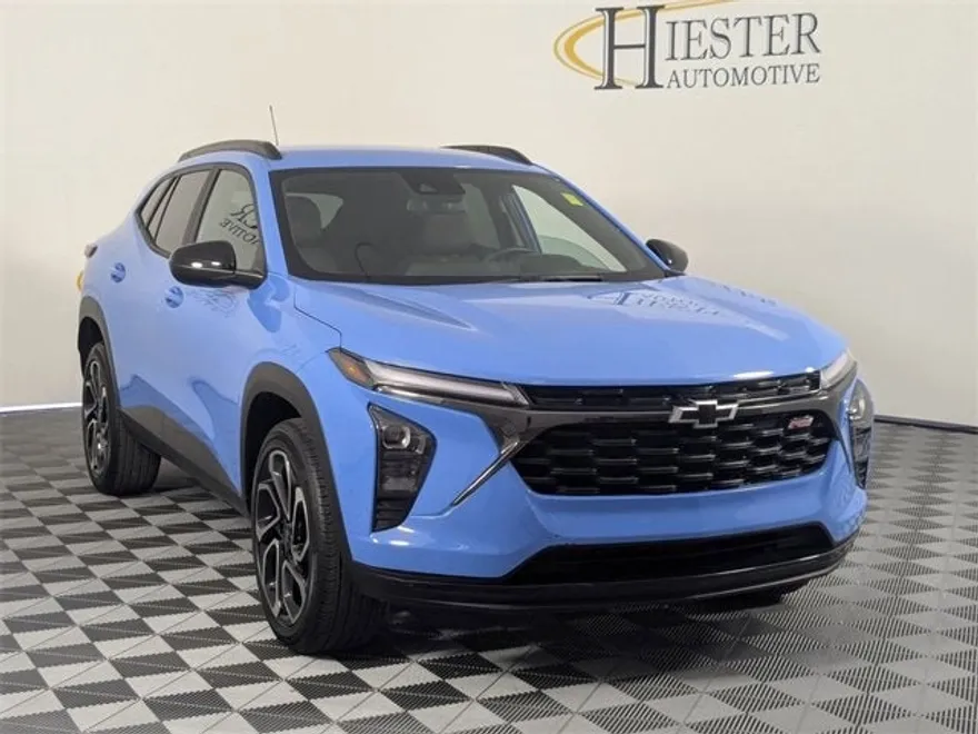2024 Chevrolet Trax photo 1