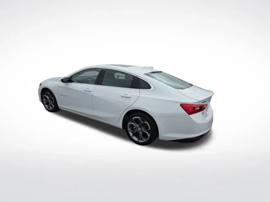 2023 Chevrolet Malibu 1LT photo 1
