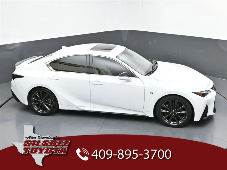 2021 Lexus IS 350 F SPORT photo 1