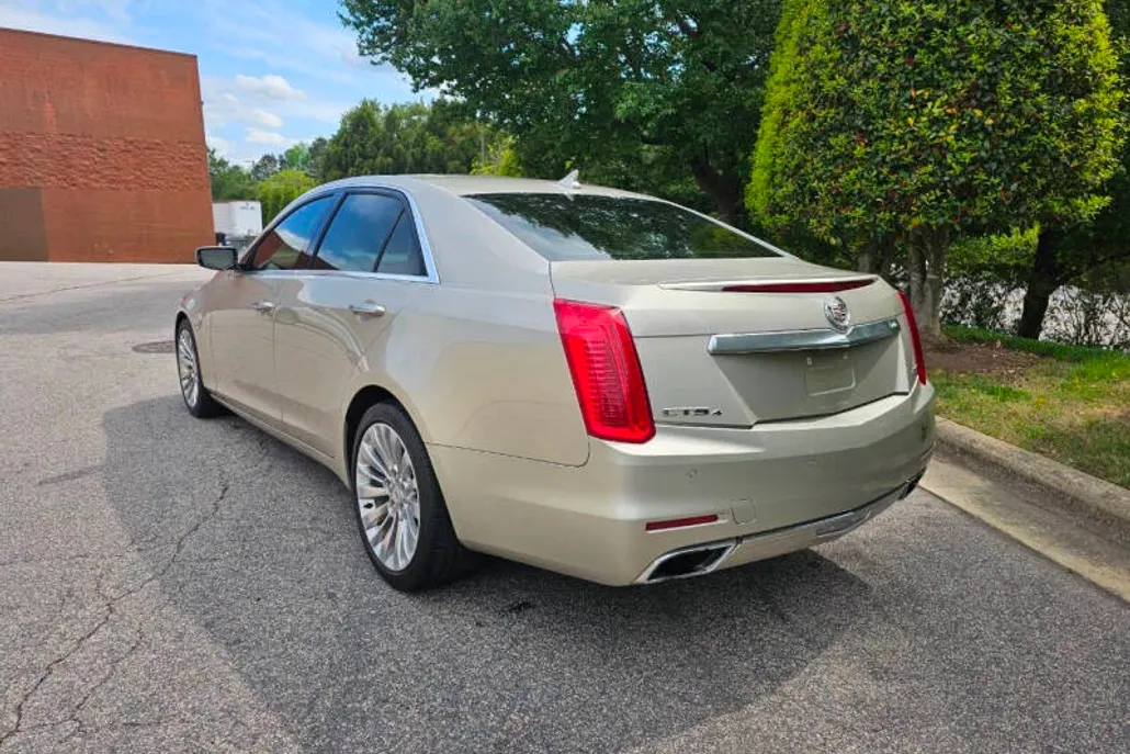 2014 Cadillac CTS Luxury photo 1