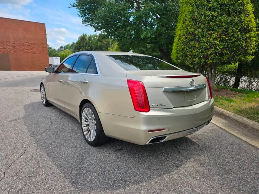 2014 Cadillac CTS Luxury photo 1