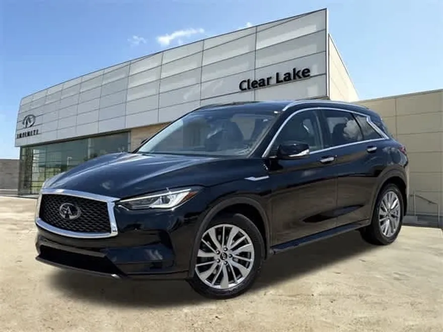 2023 Infiniti QX50 Luxe photo 1