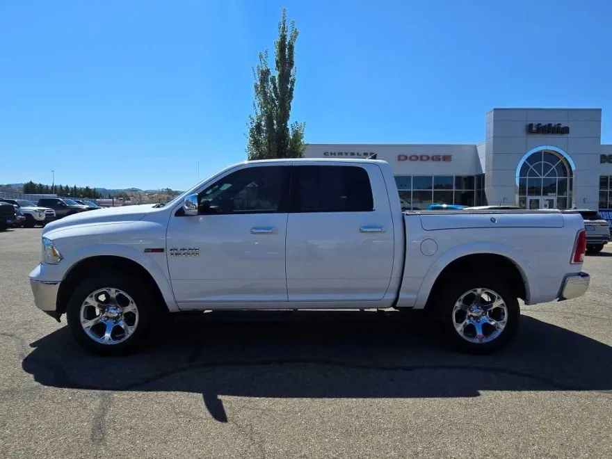 2017 Ram 1500 Laramie photo 1