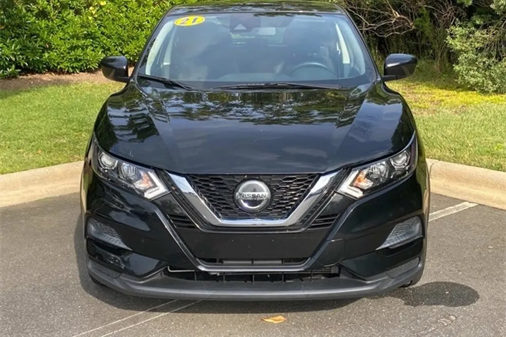 2021 Nissan Rogue Sport S photo 1