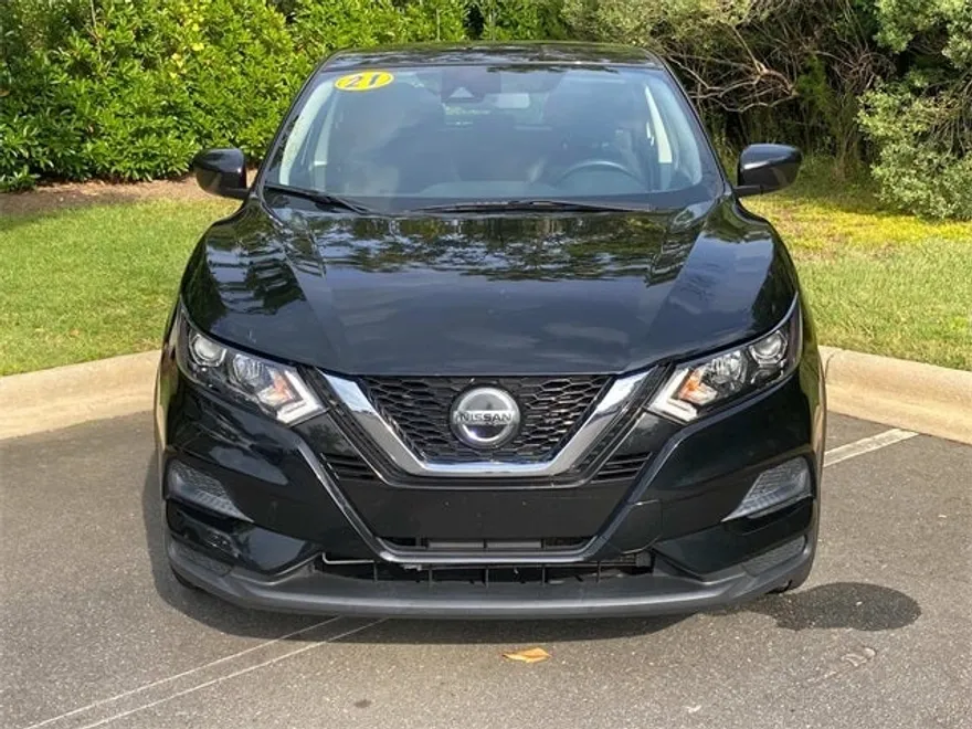 2021 Nissan Rogue Sport S photo 1
