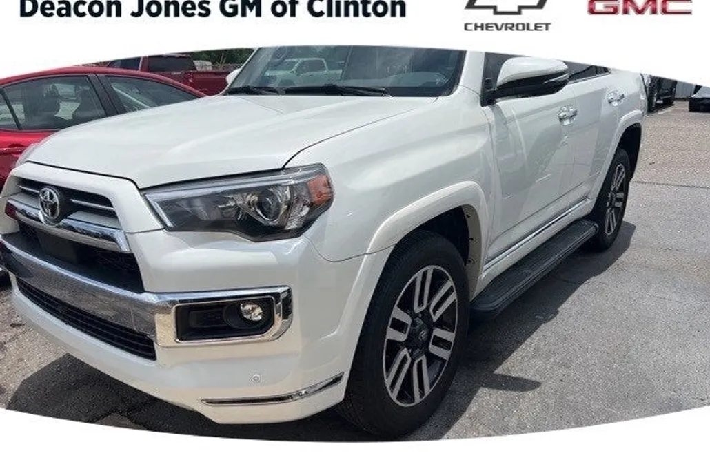 2022 Toyota 4Runner Limited photo 1