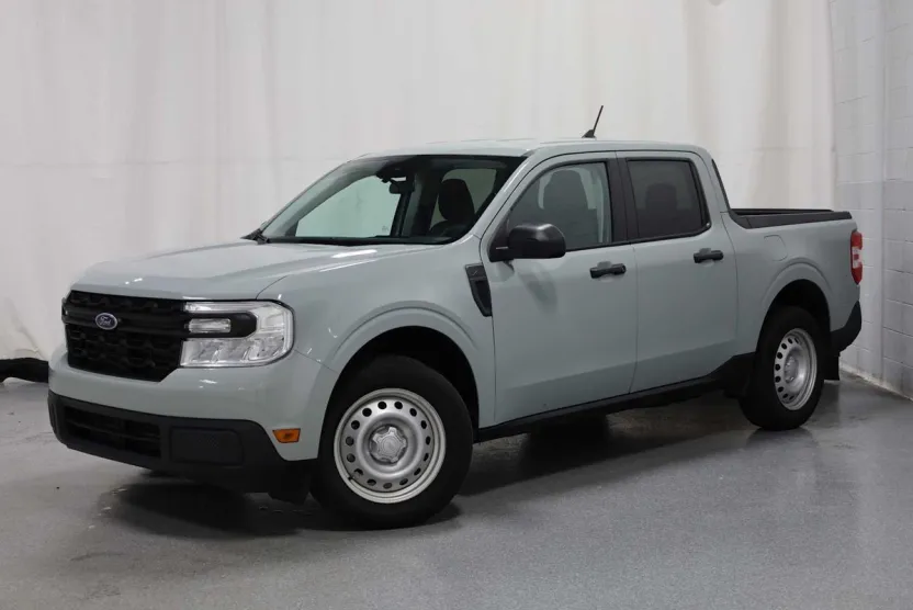 2022 Ford Maverick XL photo 1