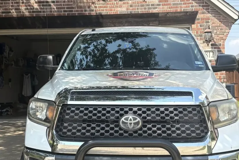 2018 Toyota Tundra SR5 photo 1