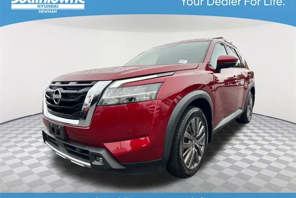 2022 Nissan Pathfinder SL photo 1