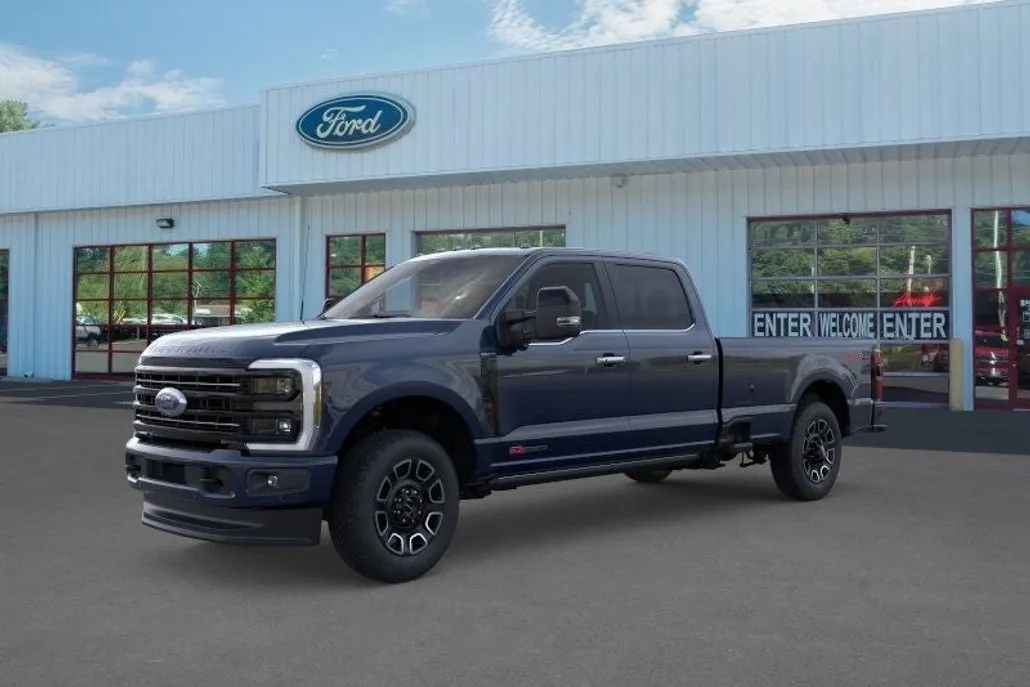 2025 Ford F-350 Platinum photo 1