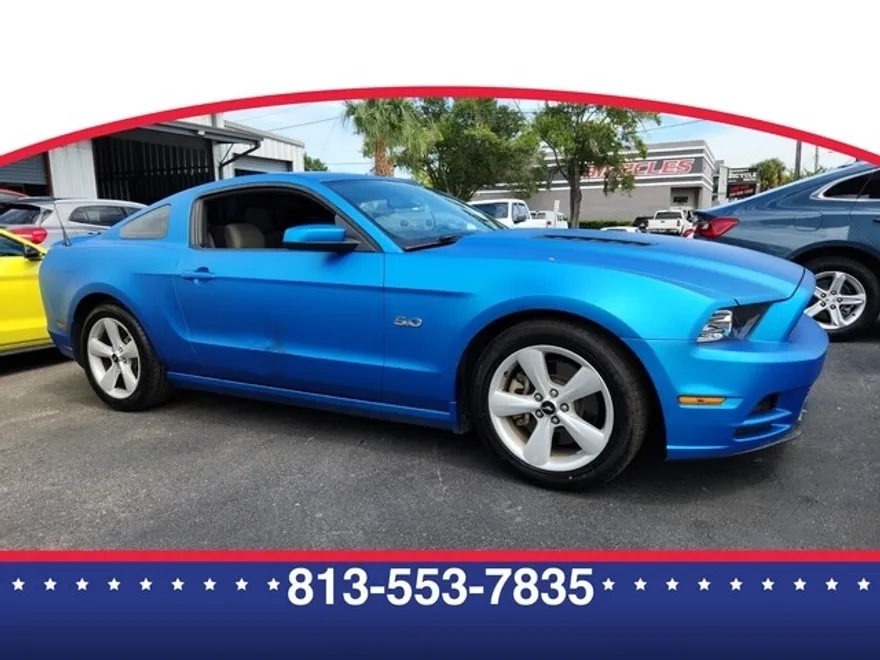 2014 Ford Mustang GT photo 1